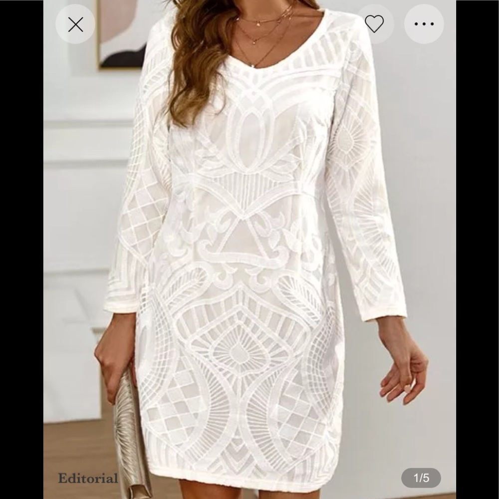 Bin 3 Casual Geometric Pencil V-neckline Body-con Dress